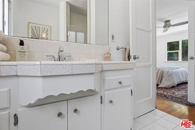 4040 Sinova Street, Los Angeles, CA 90031