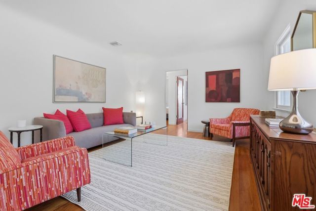 4040 Sinova Street, Los Angeles, CA 90031