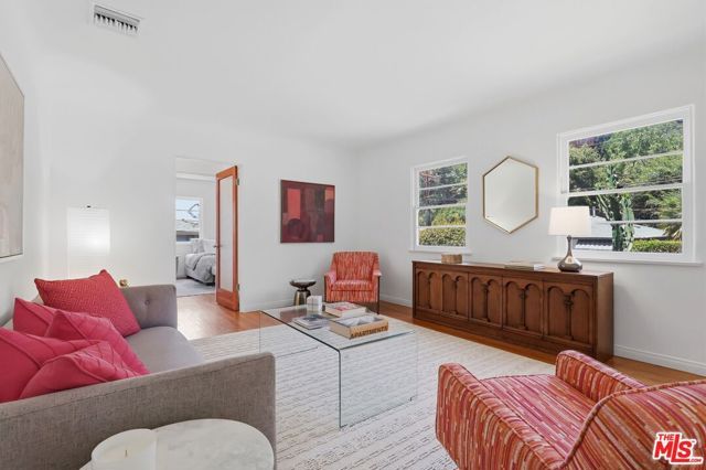 4040 Sinova Street, Los Angeles, CA 90031