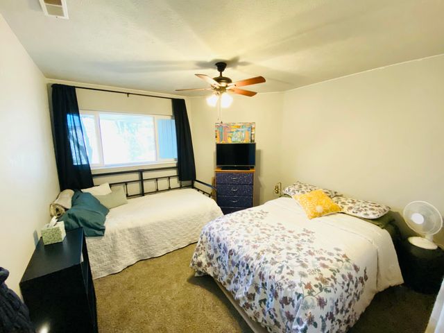 802 Hickory Street, Cassville, MO 65625