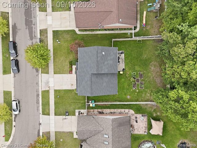 29250 Juniper Street, Brownstown, MI 48183