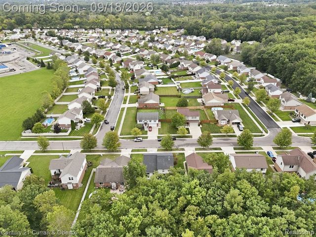29250 Juniper Street, Brownstown, MI 48183