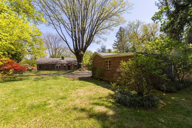 309 E ROUMFORT RD, Philadelphia, PA 19119