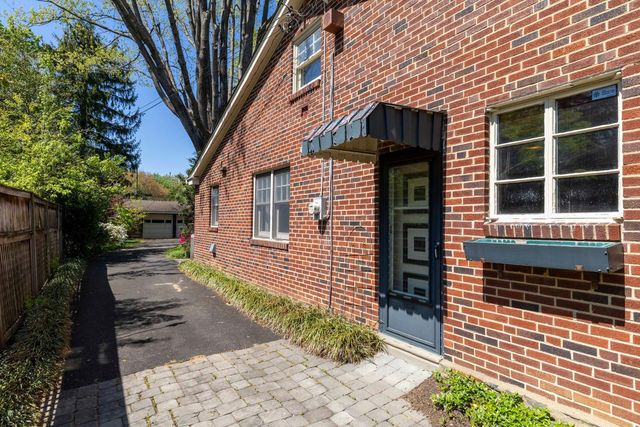 309 E ROUMFORT RD, Philadelphia, PA 19119