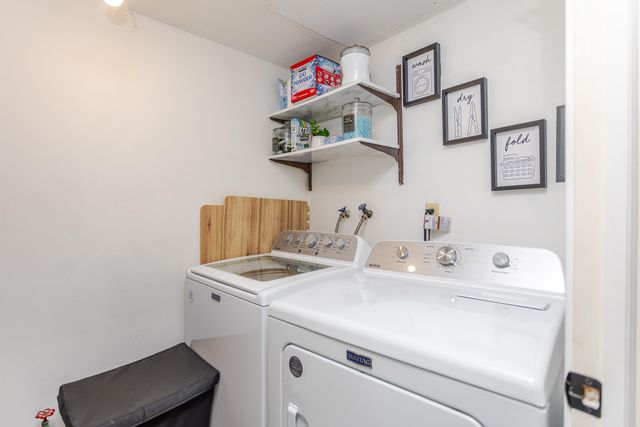 1902 Burgundy Street, Schererville, IN 46375