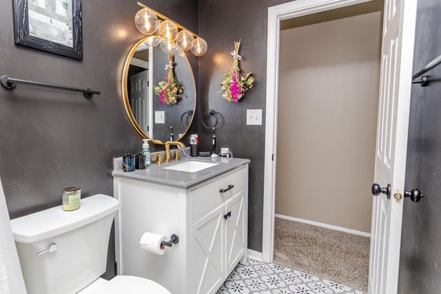 1902 Burgundy Street, Schererville, IN 46375
