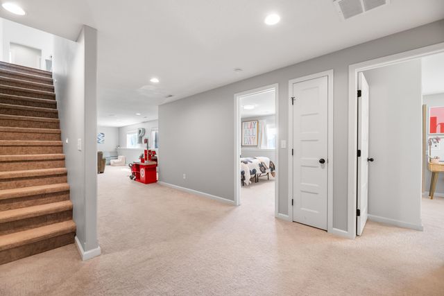 825 N Tyndall Ct, Derby, KS 67037