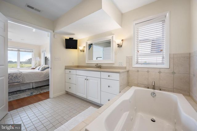 13 VENETIAN DR, Rehoboth Beach, DE 19971