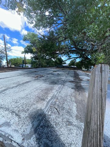 259 Lopez Road SE, Los Lunas, NM 87031