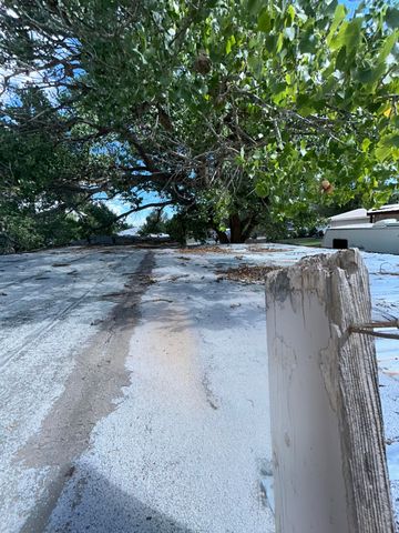 259 Lopez Road SE, Los Lunas, NM 87031