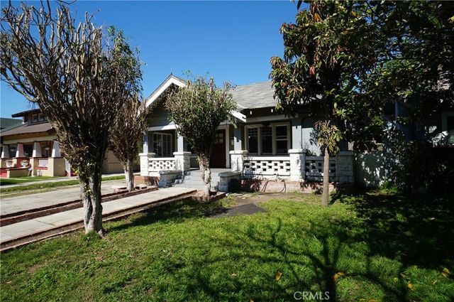 1323 W 41st, Los Angeles, CA 90037