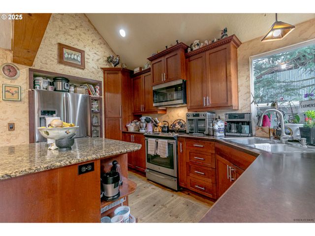 23861 Se 442ND Ave, Sandy, OR 97055