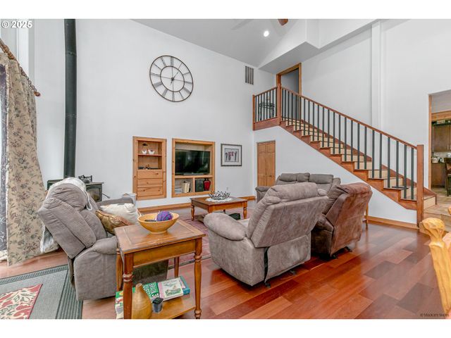 23861 Se 442ND Ave, Sandy, OR 97055