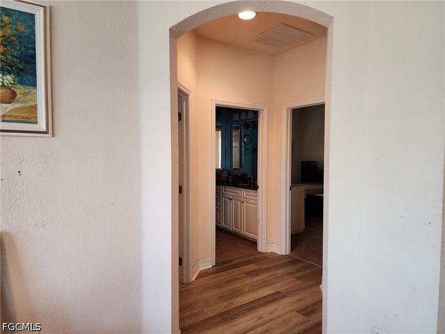 228 SE 30th TER, Cape Coral, FL 33904