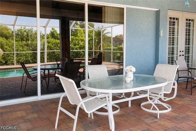 228 SE 30th TER, Cape Coral, FL 33904