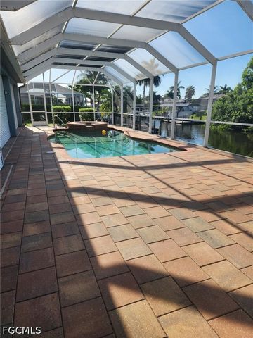228 SE 30th TER, Cape Coral, FL 33904