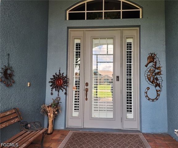 228 SE 30th TER, Cape Coral, FL 33904