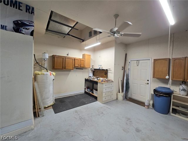 228 SE 30th TER, Cape Coral, FL 33904