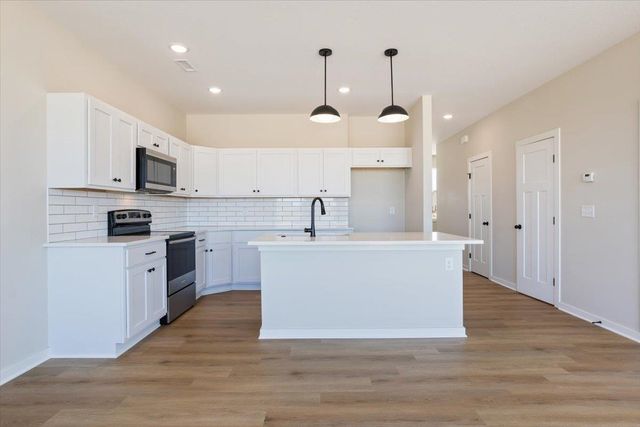 12031 W Fennec St, Maize, KS 67223