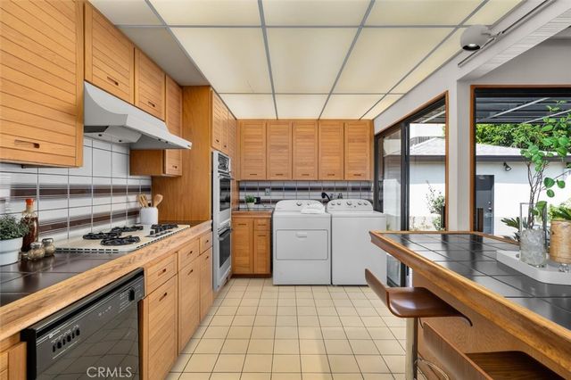 1427 S Doheny Drive, Los Angeles, CA 90035