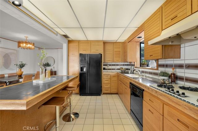 1427 S Doheny Drive, Los Angeles, CA 90035
