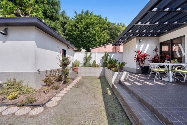 1427 S Doheny Drive, Los Angeles, CA 90035