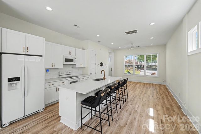 1521 Walton Road, Charlotte, NC 28208