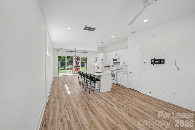 1521 Walton Road, Charlotte, NC 28208