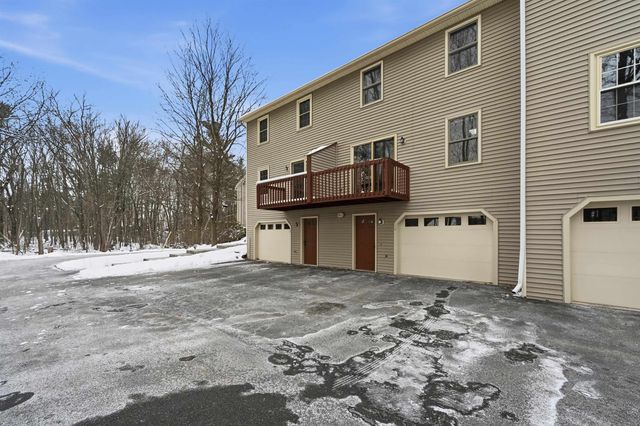 46 Andover Down, Nashua, NH 03063