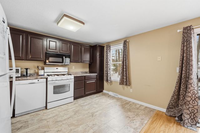 46 Andover Down, Nashua, NH 03063