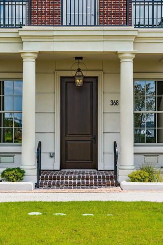 368 Broad Street, Charleston, SC 29401