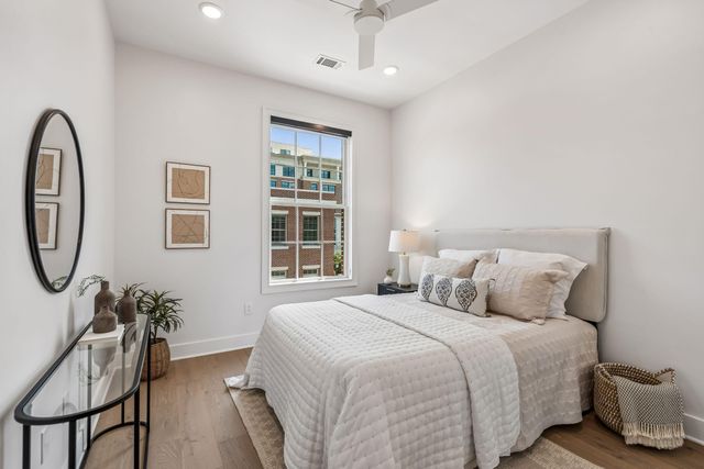 368 Broad Street, Charleston, SC 29401