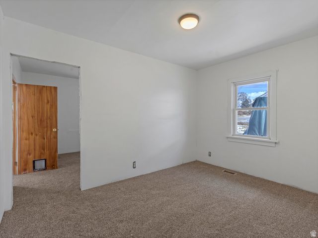 206 E 100 N, Clearfield, UT 84015