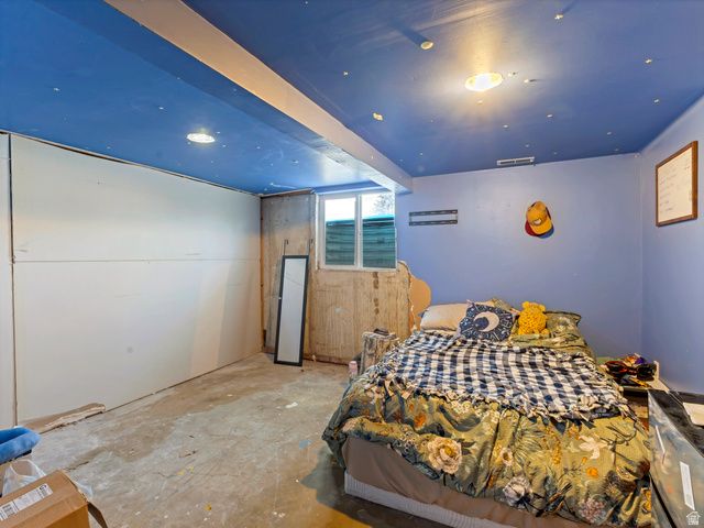 206 E 100 N, Clearfield, UT 84015