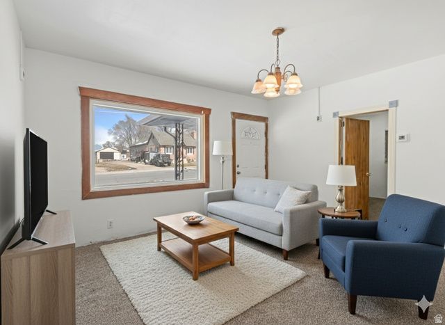 206 E 100 N, Clearfield, UT 84015