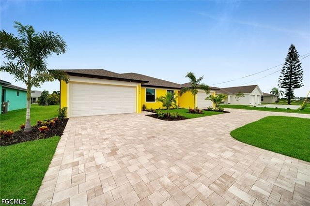 2102 Andalusia BLVD, Cape Coral, FL 33909