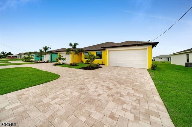 2102 Andalusia BLVD, Cape Coral, FL 33909