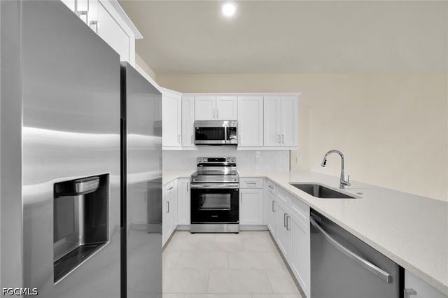 2102 Andalusia BLVD, Cape Coral, FL 33909