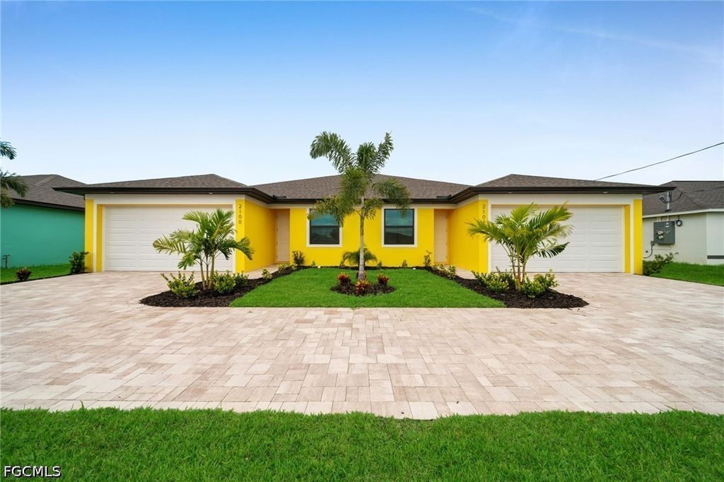 2102 Andalusia BLVD, Cape Coral, FL 33909