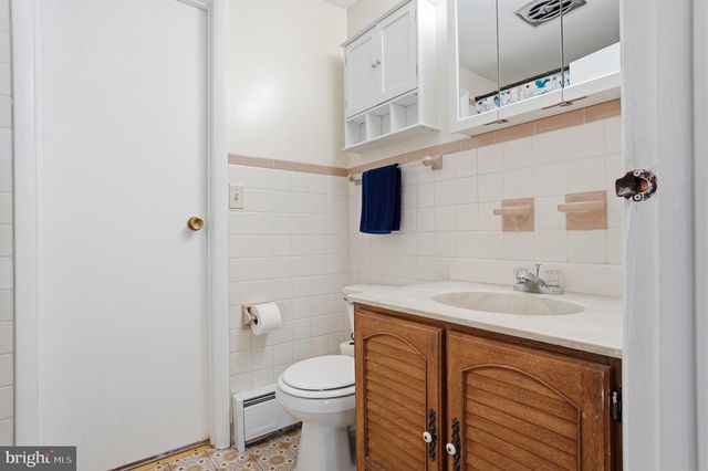 727 HIGHLAND AVE, Kutztown, PA 19530