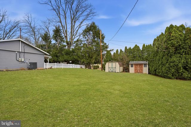 727 HIGHLAND AVE, Kutztown, PA 19530