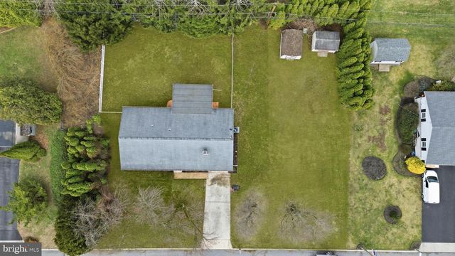 727 HIGHLAND AVE, Kutztown, PA 19530