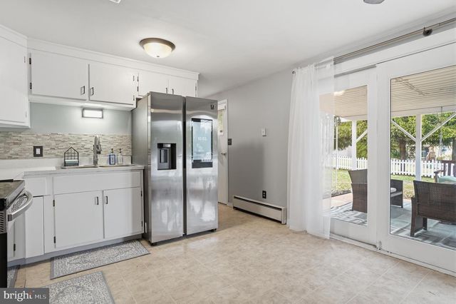 727 HIGHLAND AVE, Kutztown, PA 19530