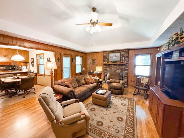 305 Live Oak, Searcy, AR 72143