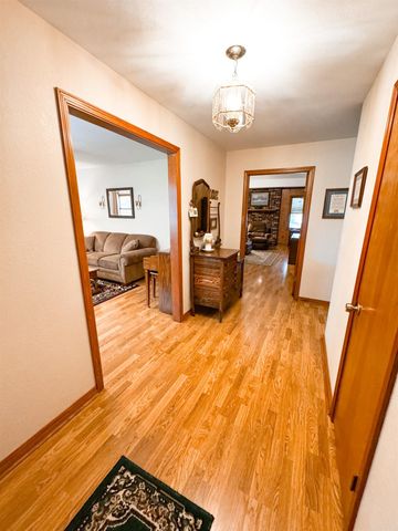 305 Live Oak, Searcy, AR 72143