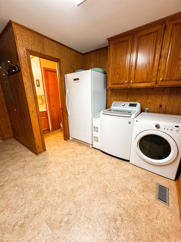 305 Live Oak, Searcy, AR 72143