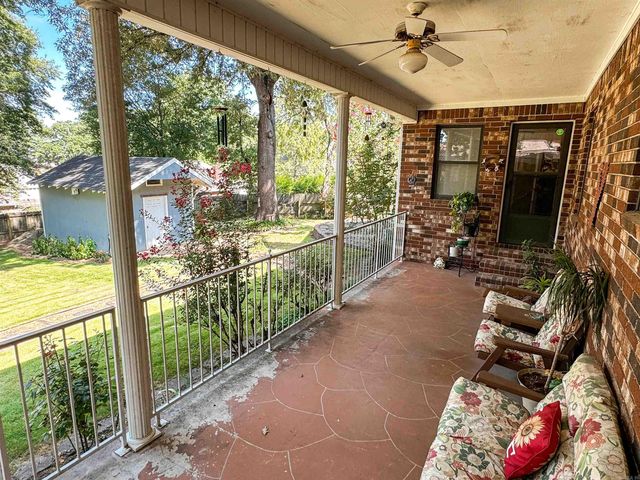 305 Live Oak, Searcy, AR 72143