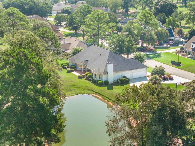 126 Heather Glen Boulevard, Kathleen, GA 31047