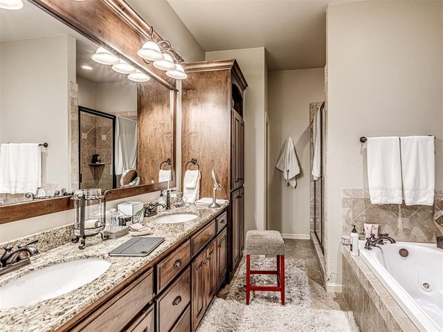 16200 Muirfield Place, Edmond, OK 73013