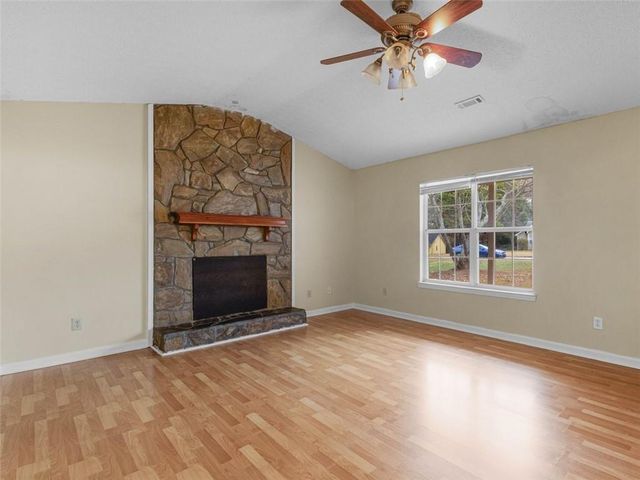 95 Rosewood Drive, Mcdonough, GA 30253